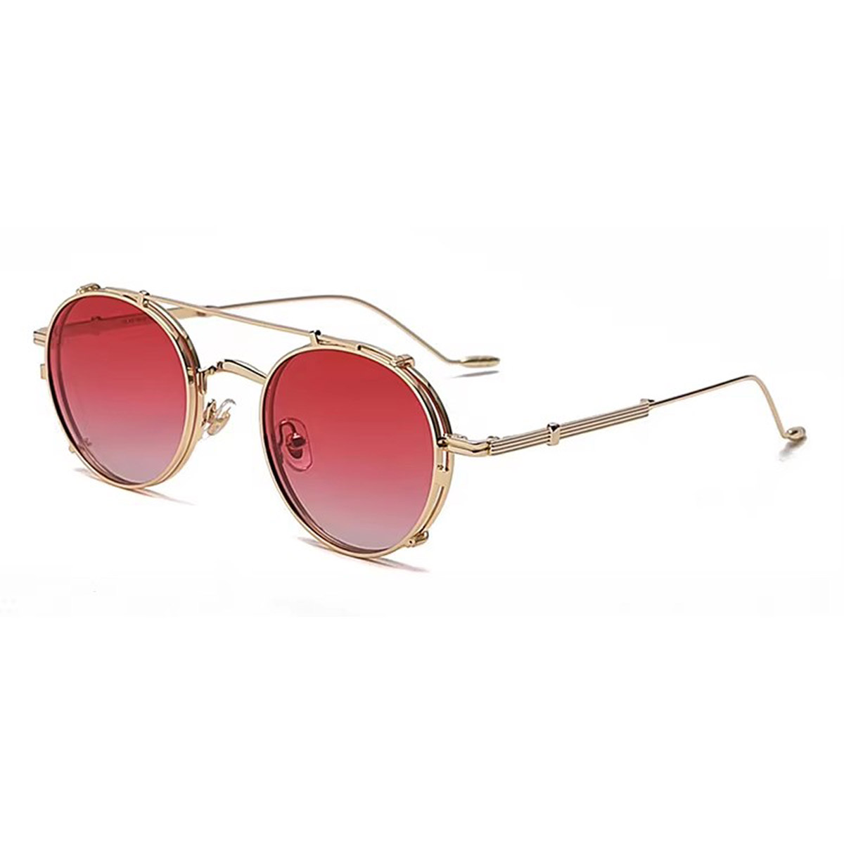 Magnetic polarized clip in ocularia
